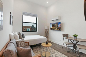 Modish & Equipped Studio Apt in Uptown
